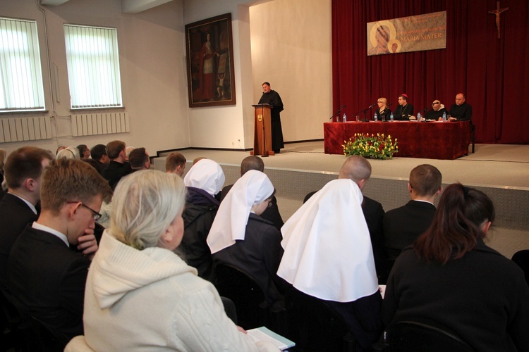 Sympozjum naukowe w WSD w Łowiczu