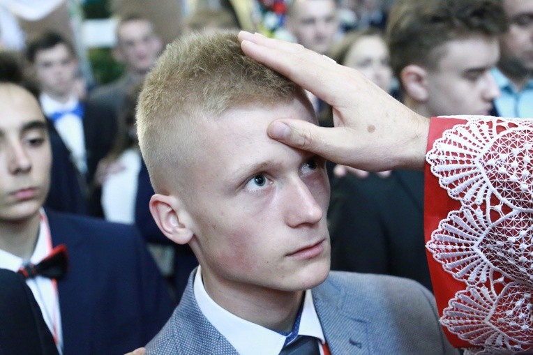 Bierzmowanie w Limanowej, cz. I