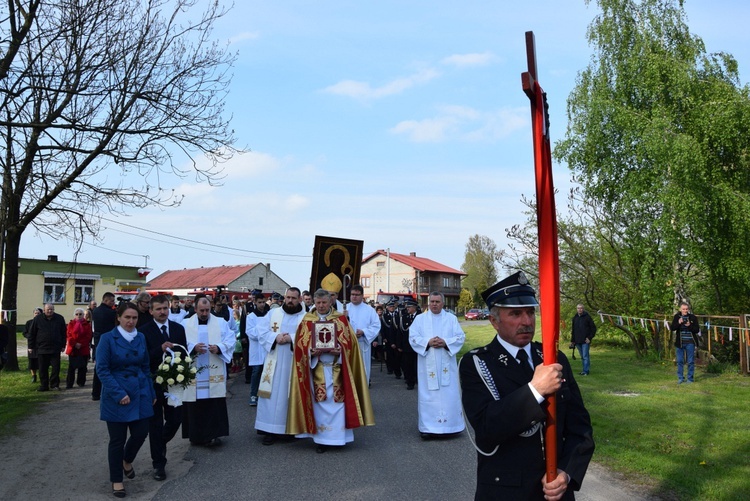 Powitanie ikony MB Częstochowskiej w parafii Sobótka