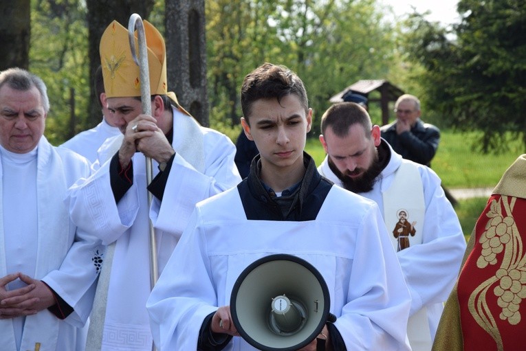 Powitanie ikony MB Częstochowskiej w parafii Sobótka