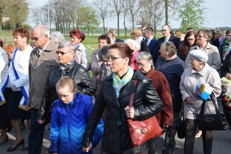 Powitanie ikony MB Częstochowskiej w parafii Sobótka