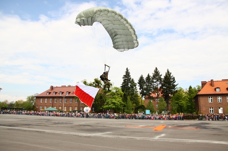 Pożegnanie żołnierzy 36. zmiany PKW KFOR w Kosowie