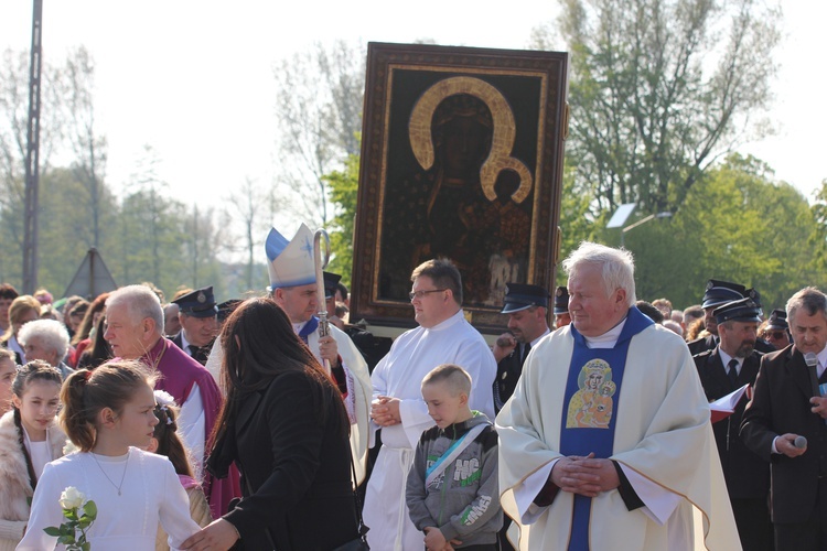 Powitanie ikony MB Częstochowskiej w Mazewie