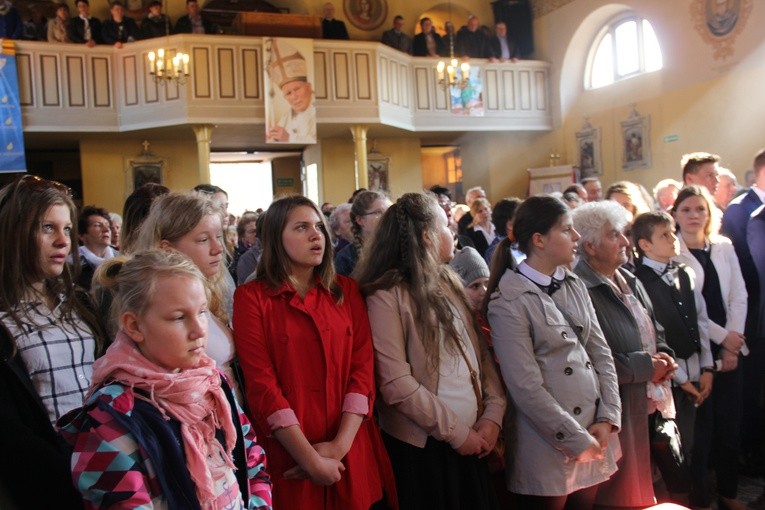 Powitanie ikony MB Częstochowskiej w Mazewie