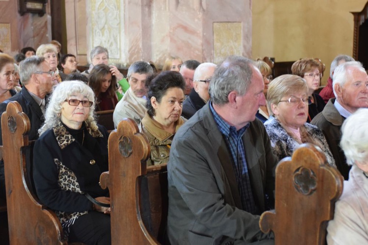 Tuż przed koronacją Świdnickiej Pani w słońcu