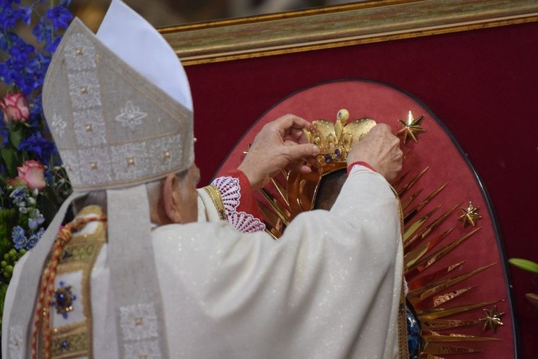 Koronacja Matki Bożej Świdnickiej