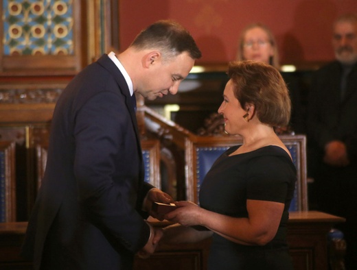 Andrzej Duda odznaczył działaczy i współpracowników SKS