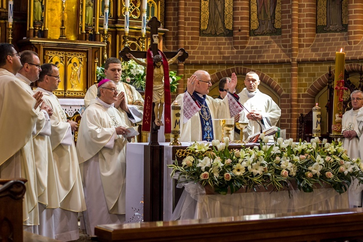 Poświęcenie kapliczek w Gietrzwałdzie