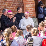 Poświęcenie kapliczek w Gietrzwałdzie