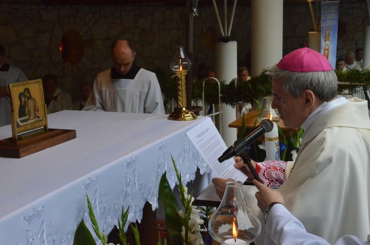 Fatimskie uroczystości w Sulisławicach 