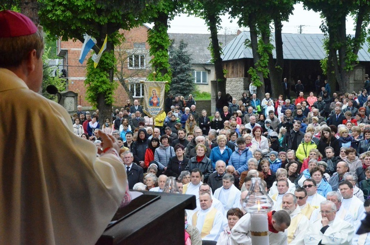 Fatimskie uroczystości w Sulisławicach 