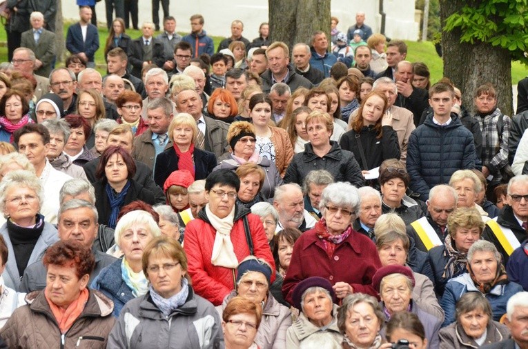 Fatimskie uroczystości w Sulisławicach 