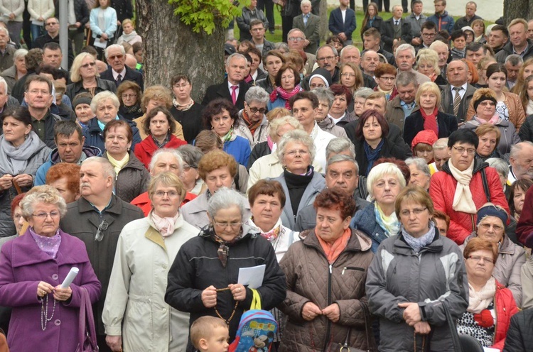 Fatimskie uroczystości w Sulisławicach 