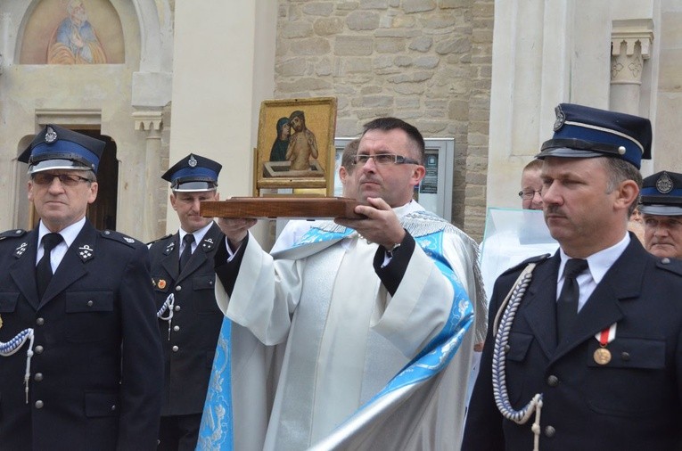 Fatimskie uroczystości w Sulisławicach 