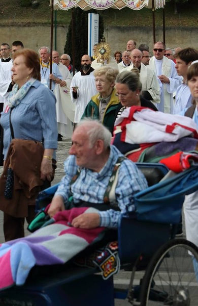 Procesja eucharystyczna 