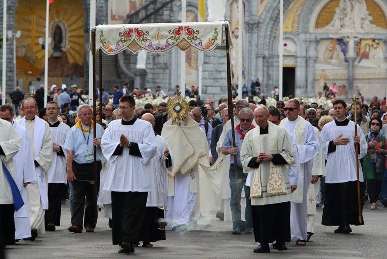 Procesja eucharystyczna 