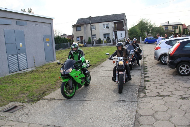 Motocykliści i Matka Boska Fatimska