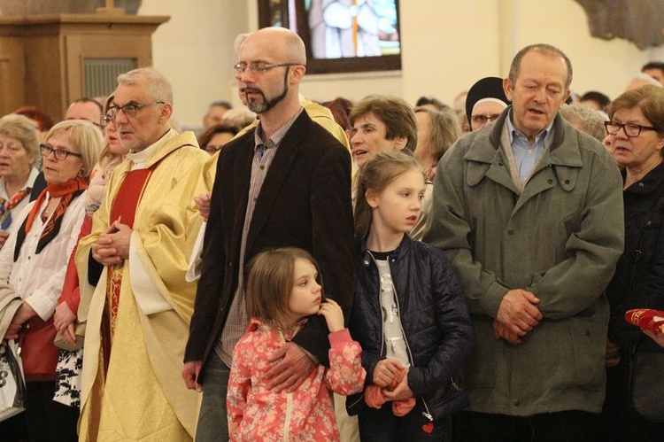 100.rocznica objawień fatimskich w parafii Matki Bożej Fatimskiej w Lublinie