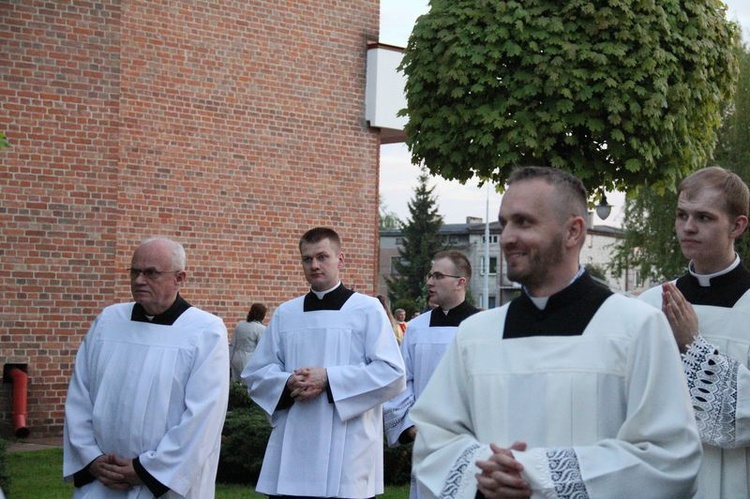 100.rocznica objawień fatimskich w parafii Matki Bożej Fatimskiej w Lublinie