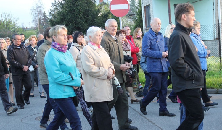 Komorowice Obszary - zawierzenie diecezji Sercu Maryi - cz. 1