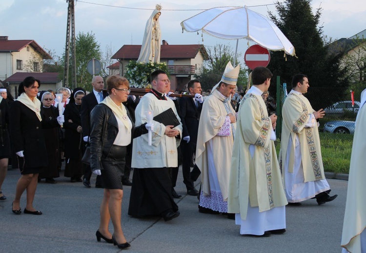 Komorowice Obszary - zawierzenie diecezji Sercu Maryi - cz. 1