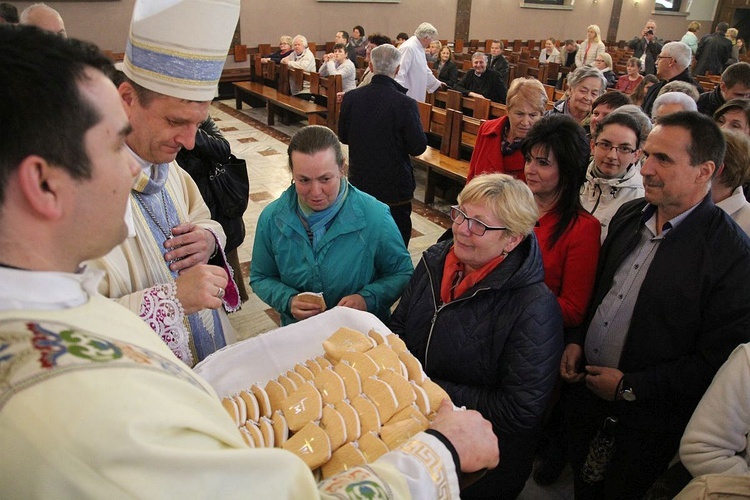 Komorowice Obszary - zawierzenie diecezji Sercu Maryi - cz. 2