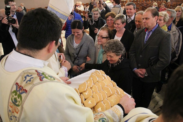 Komorowice Obszary - zawierzenie diecezji Sercu Maryi - cz. 2