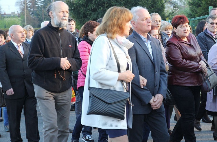 Komorowice Obszary - zawierzenie diecezji Sercu Maryi - cz. 2