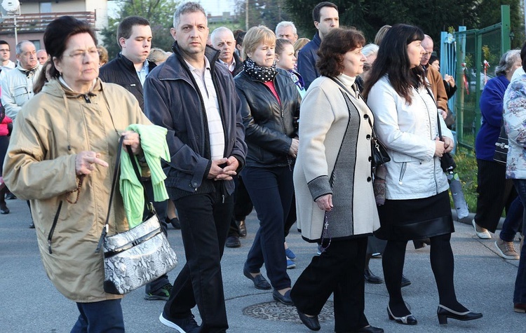 Komorowice Obszary - zawierzenie diecezji Sercu Maryi - cz. 2