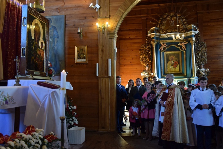 Powitanie ikony MB Częstochowskiej w Topoli Królewskiej