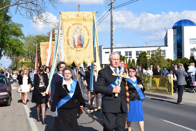 Powitanie ikony MB Częstochowskiej w Topoli Królewskiej