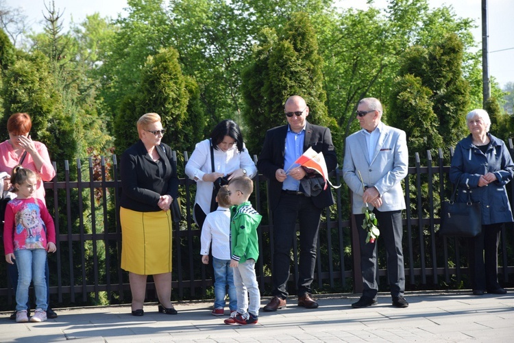 Powitanie ikony MB Częstochowskiej w Topoli Królewskiej