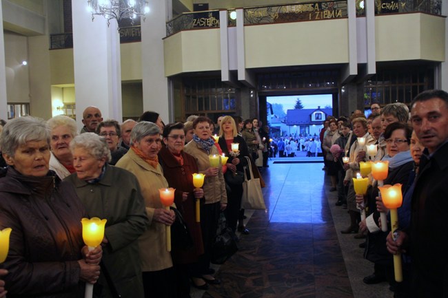 30 lat kultu MB Fatimskiej na Janiszpolu