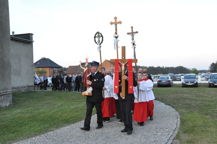 Obchody fatimskie w Kolonii Łomnickiej