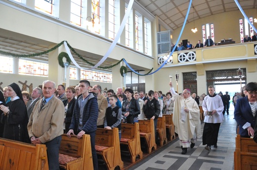 Obchody fatimskie w Kolonii Łomnickiej