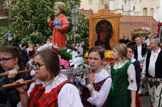 Procesja z Wawelu na Skałkę 2017