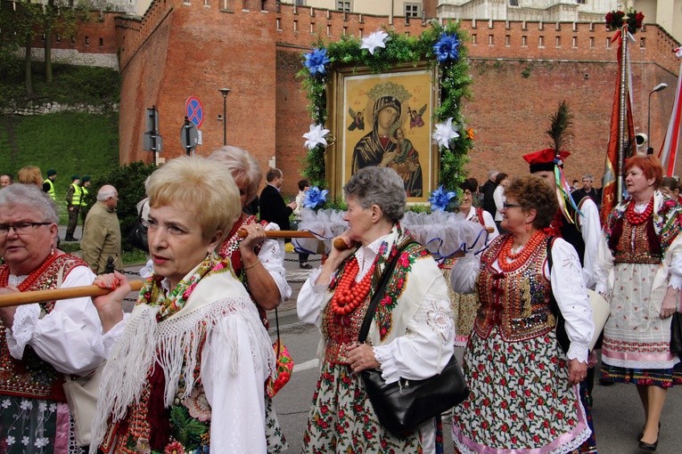 Procesja z Wawelu na Skałkę 2017