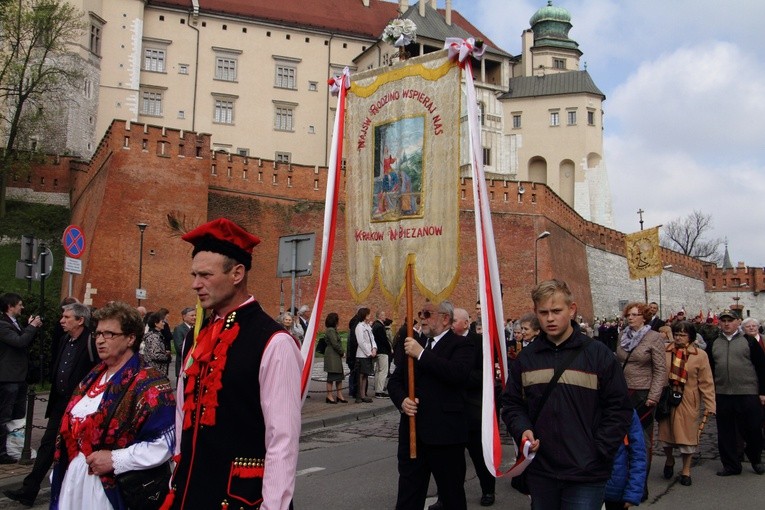 Procesja z Wawelu na Skałkę 2017