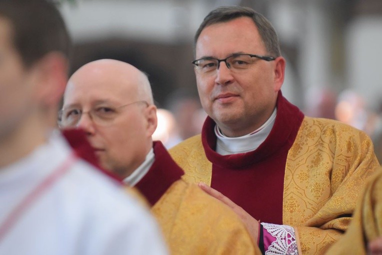 I komunii św. w Strzegomiu udzielił kardynał