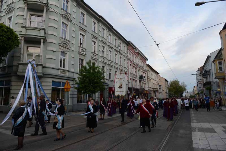 100. rocznica objawień fatimskich w Gorzowie Wlkp. - cz. II