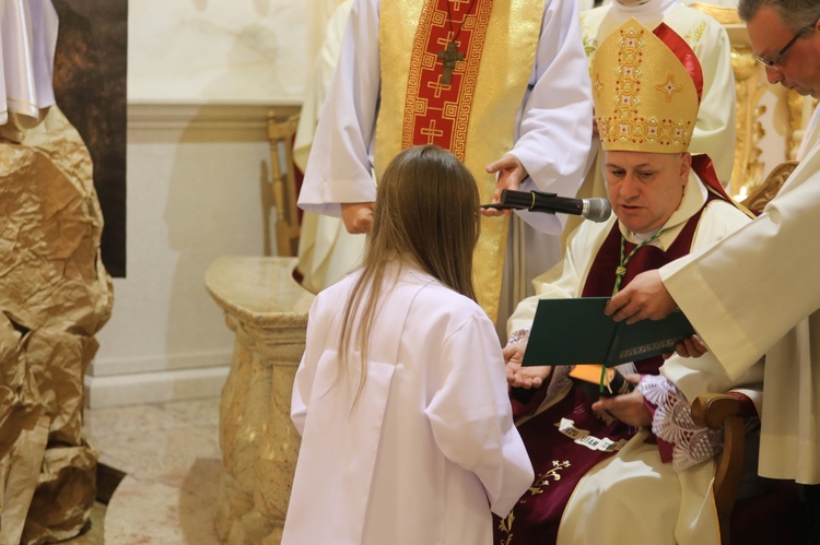 Konsekracja dziewic w bazylice w Hałcnowie