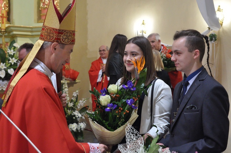 Bierzmowanie w Łęgu Tarnowskim