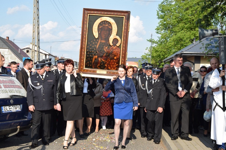 Powitanie ikony MB Częstochowskiej w Grabowie