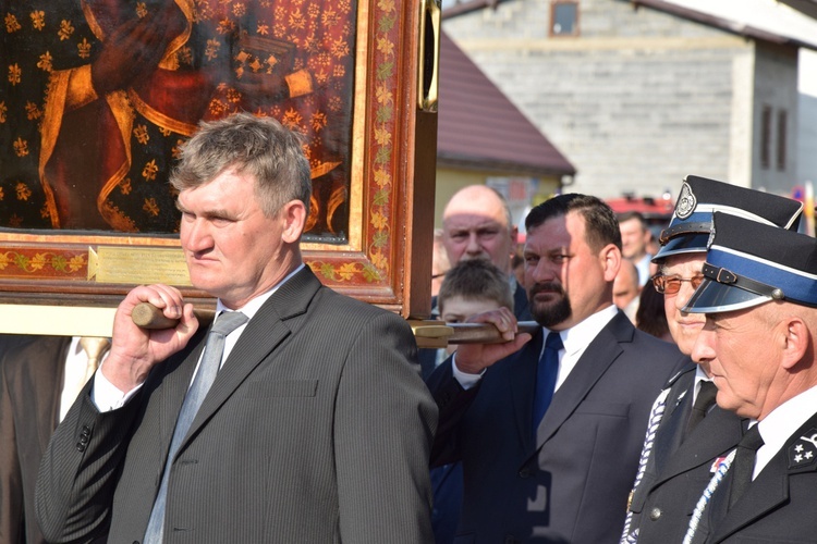 Powitanie ikony MB Częstochowskiej w Grabowie