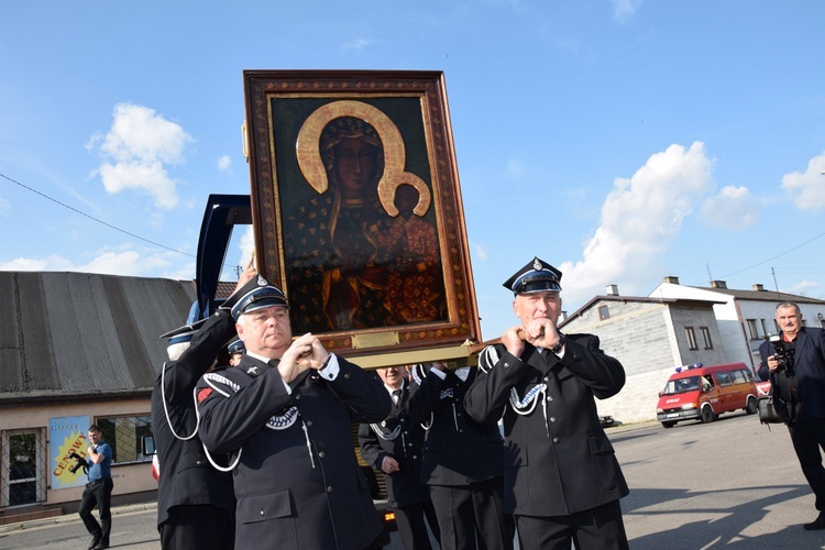 Powitanie ikony MB Częstochowskiej w Grabowie