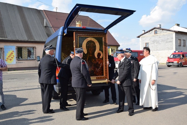 Powitanie ikony MB Częstochowskiej w Grabowie