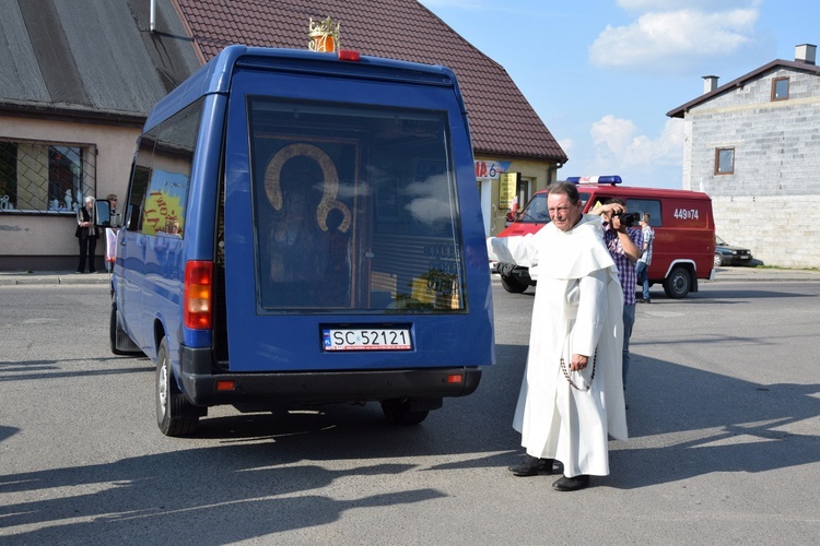 Powitanie ikony MB Częstochowskiej w Grabowie