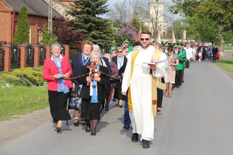 Powitanie ikony MB Częstochowskiej w Błoniu