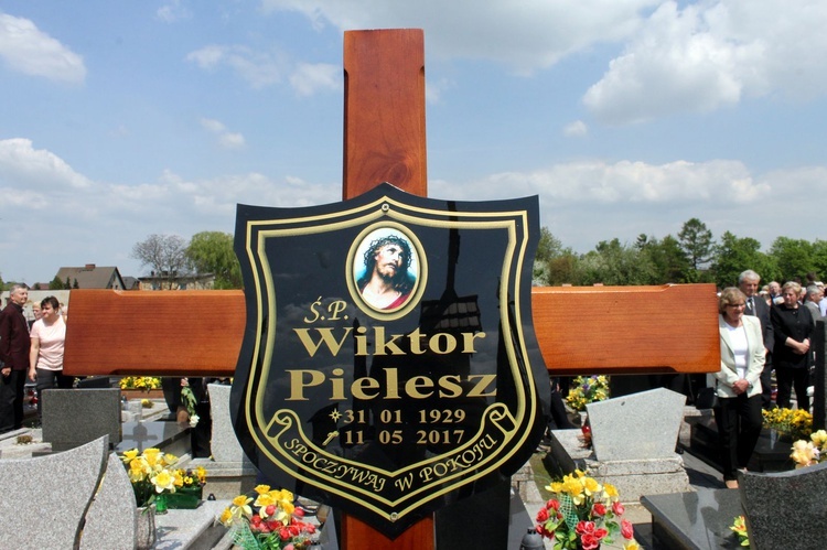 Pogrzeb śp. ks. Wiktora Pielesza