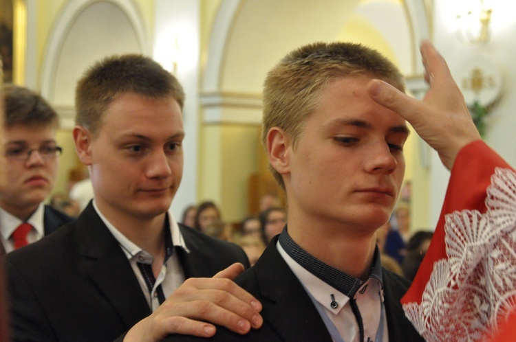 Bierzmowanie w Żabnie